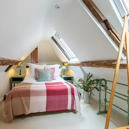 Chez Mannion Apartment *